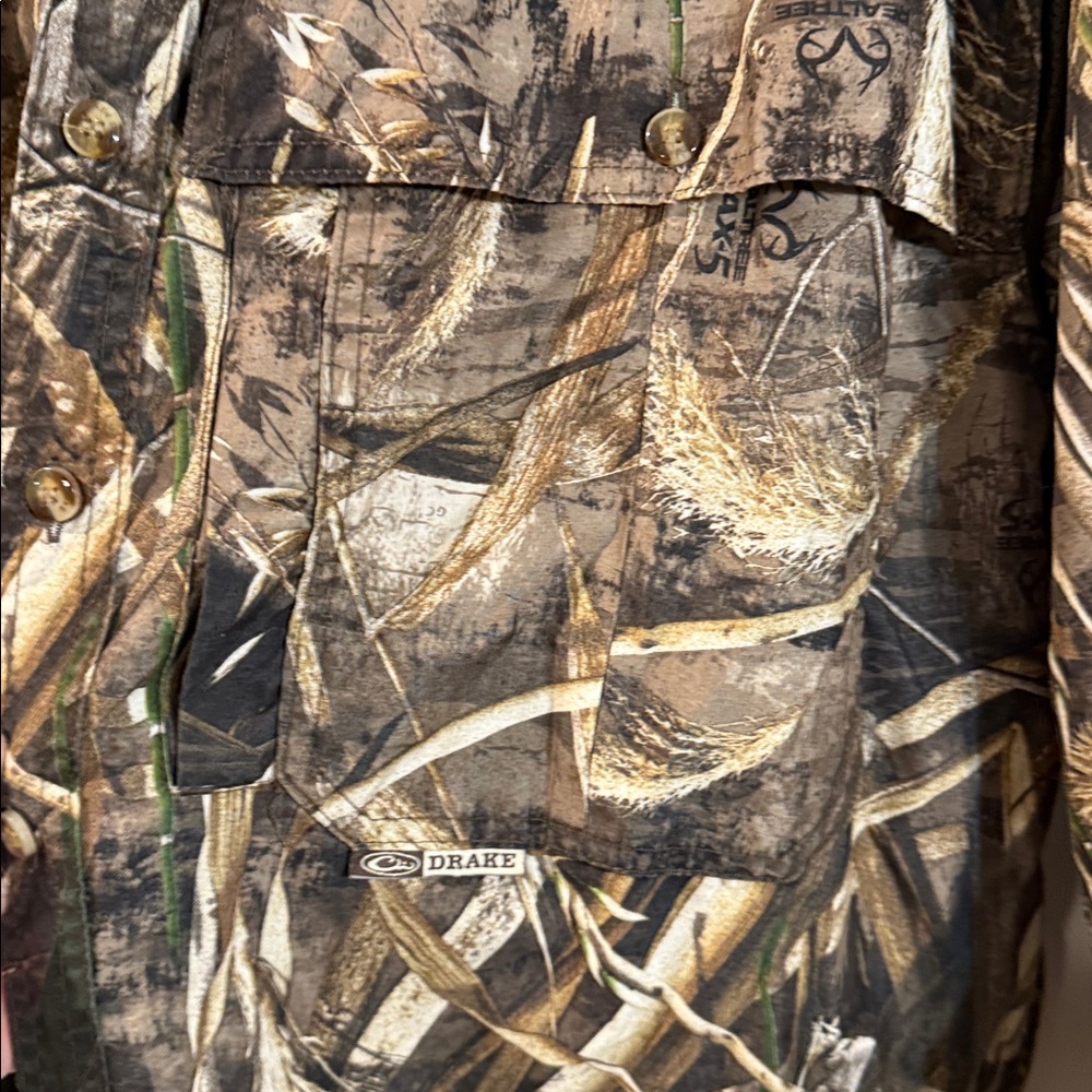 Drake Waterfowl EST Camo Flyweight Wingshooter's Pattern Shirt Medium - Picture 4 of 8